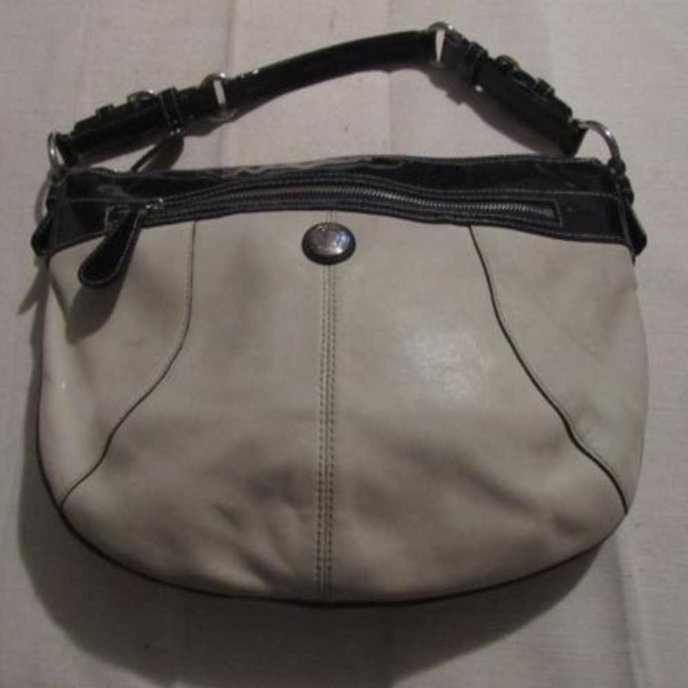 LA-COACH Vintage Taupe Buttery Leather Navy Patent